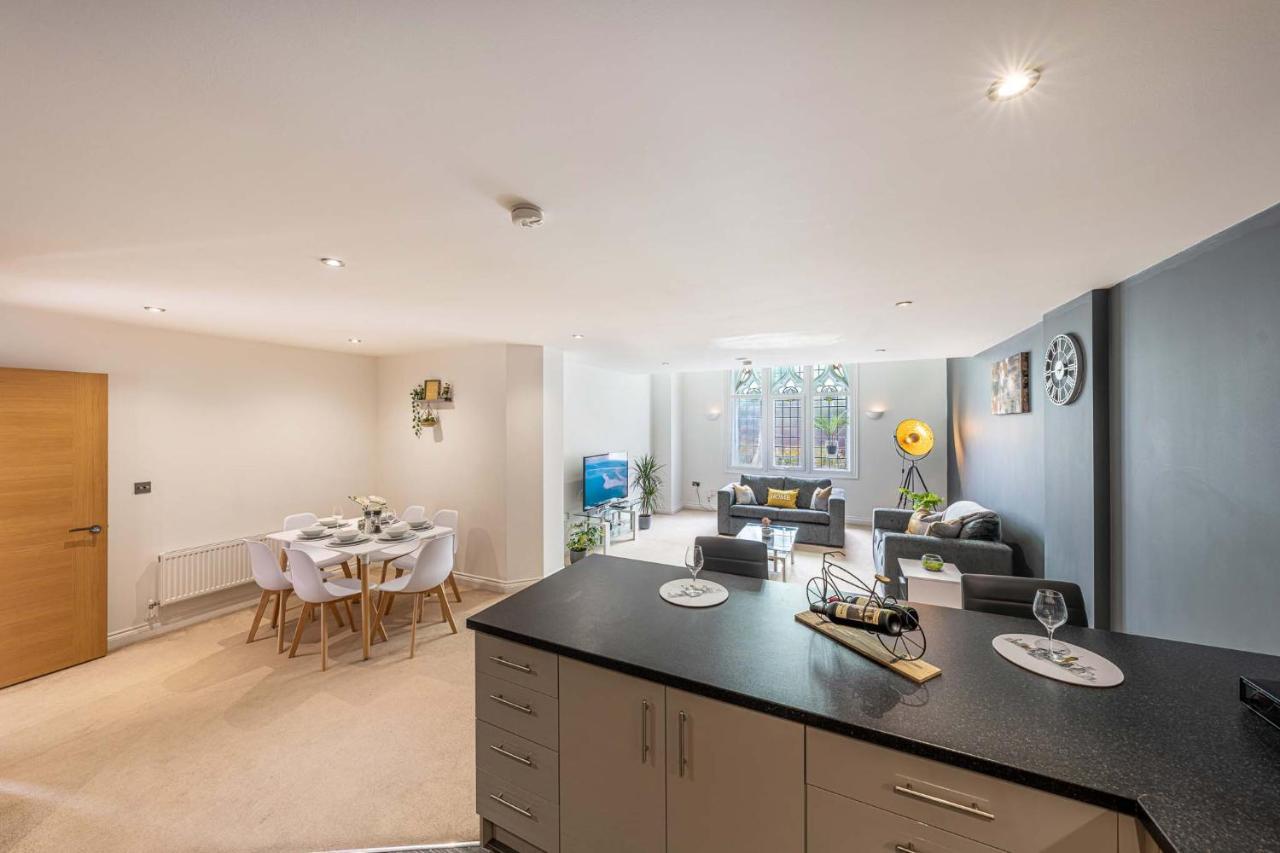 Grade 2 Listed Converted Church, Within 750Yrds To Southsea Beach Portsmouth Kültér fotó